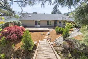 204 NW Sinclair Dr, Grants Pass, OR 97526 - Photo 41