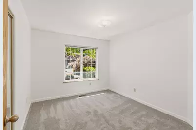 204 NW Sinclair Drive, Grants Pass, OR 97526 - Photo 29