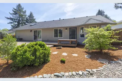 204 NW Sinclair Drive, Grants Pass, OR 97526 - Photo 35