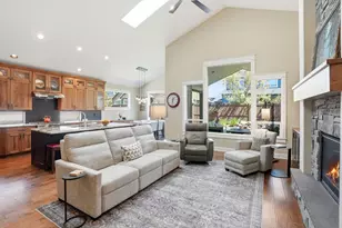 61065 Manhae Loop, Bend, OR 97702 - Photo 13
