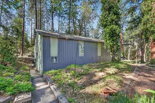981 Upper Applegate Rd, Jacksonville, OR 97530 - Photo 25