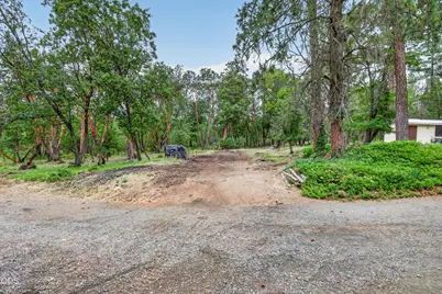 981 Upper Applegate Road, Jacksonville, OR 97530 - Photo 33