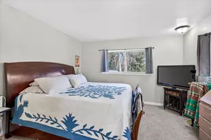 981 Upper Applegate Rd, Jacksonville, OR 97530 - Photo 13