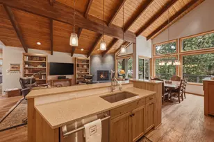 70836 Mountain Rose, Black Butte Ranch, OR 97759 - Photo 9