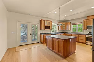 6783 Rogue River Dr, Shady Cove, OR 97539 - Photo 17