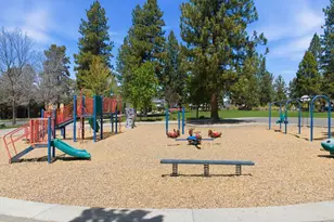 1436 NW William Clark St, Bend, OR 97703 - Photo 31