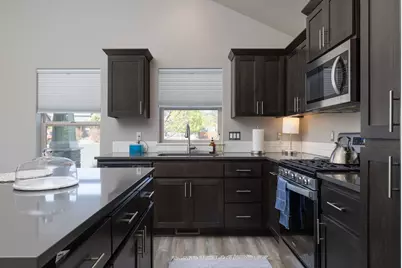 20134 Carson Creek Court, Bend, OR 97702 - Photo 9