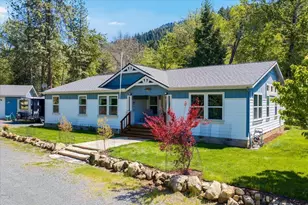 4829 Jumpoff Joe Creek Rd, Grants Pass, OR 97526 - Photo 3