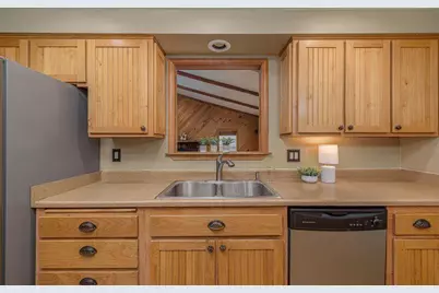 60834 Defiance Street, Bend, OR 97702 - Photo 11