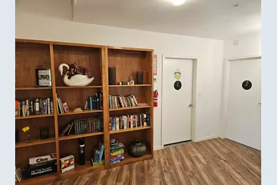 181 NW Bunnell Avenue, Grants Pass, OR 97526 - Photo 5