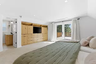 144 SW Cleveland Ave, Bend, OR 97702 - Photo 11