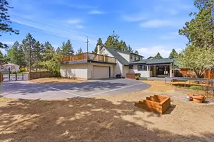 144 SW Cleveland Ave, Bend, OR 97702 - Photo 43