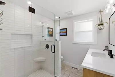 144 SW Cleveland Avenue, Bend, OR 97702 - Photo 15