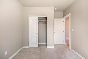 2510 NW Hemlock Wy, Redmond, OR 97756 - Photo 17