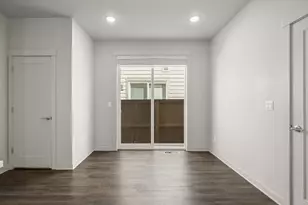 2366 NE Victor Pl, Bend, OR 97701 - Photo 11