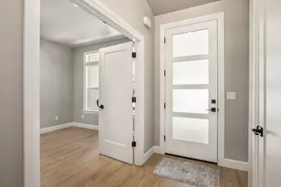 60163 Crater Rd, Bend, OR 97702 - Photo 21