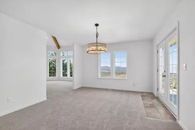 1544 Satellite, Medford, OR 97504 - Photo 15