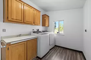 2447 Stringer Gap Rd, Grants Pass, OR 97527 - Photo 25
