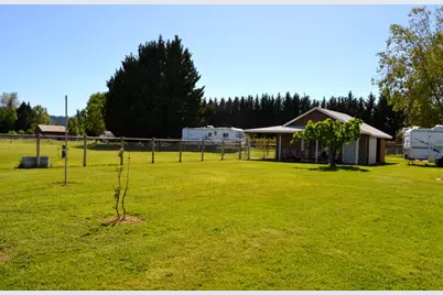 2821 S River Road, Grants Pass, OR 97527 - Photo 31