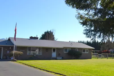2821 S River Road, Grants Pass, OR 97527 - Photo 5