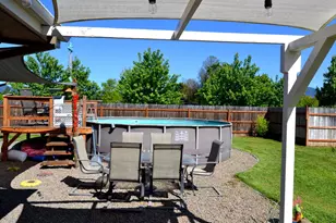2821 S River Rd, Grants Pass, OR 97527 - Photo 33