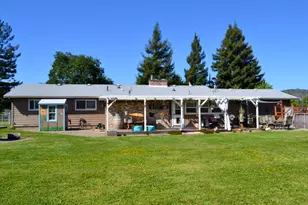 2821 S River Rd, Grants Pass, OR 97527 - Photo 37