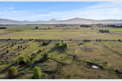 30242 Highway 97 N, Chiloquin, OR 97624 - Photo 3