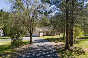 459 Savage Creek Rd, Grants Pass, OR 97527 - Photo 19