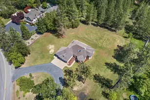 459 Savage Creek Rd, Grants Pass, OR 97527 - Photo 3