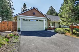 19563 Apache Rd, Bend, OR 97702 - Photo 5