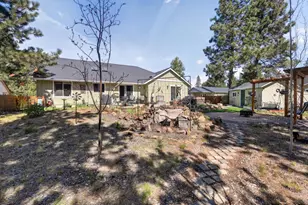 19563 Apache Rd, Bend, OR 97702 - Photo 49