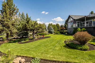 1938 Osprey Drive, Redmond, OR 97756 - Photo 3