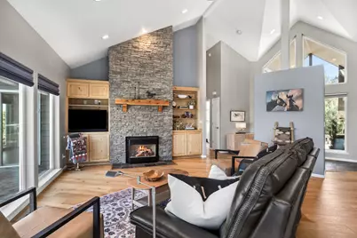 1938 Osprey Drive, Redmond, OR 97756 - Photo 9