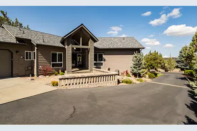 1938 Osprey Drive, Redmond, OR 97756 - Photo 5