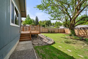 567 N Stoneham, Medford, OR 97504 - Photo 27