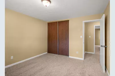 567 N Stoneham, Medford, OR 97504 - Photo 17