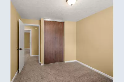 567 N Stoneham, Medford, OR 97504 - Photo 19