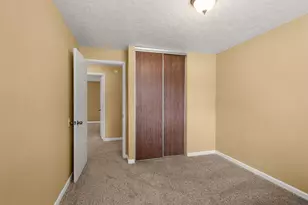 567 N Stoneham, Medford, OR 97504 - Photo 19