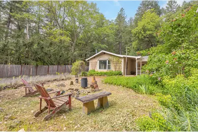 5520 Riverbanks Road, Grants Pass, OR 97527 - Photo 3