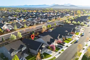 2426 NW Hemlock Wy, Redmond, OR 97756 - Photo 29