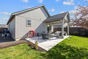 2426 NW Ivy Way, Redmond, OR 97756 - Photo 21