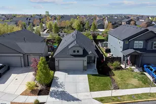 2426 NW Ivy Way, Redmond, OR 97756 - Photo 31