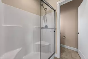 4946 SW Zenith Ave, Redmond, OR 97756 - Photo 15