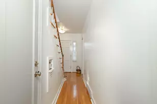 719 NW 3rd St, Grants Pass, OR 97526 - Photo 7