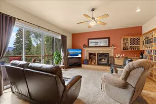 944 Sleepy Hollow Loop, Grants Pass, OR 97527 - Photo 13