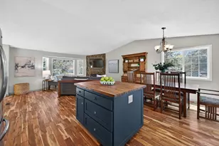 1213 SE Teakwood Dr, Bend, OR 97702 - Photo 17