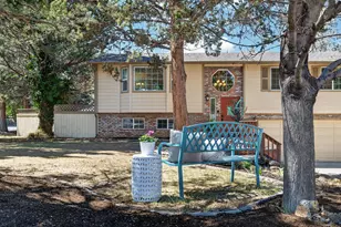 1213 SE Teakwood Dr, Bend, OR 97702 - Photo 45