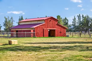 18075 Fadjur Ln, Sisters, OR 97759 - Photo 9