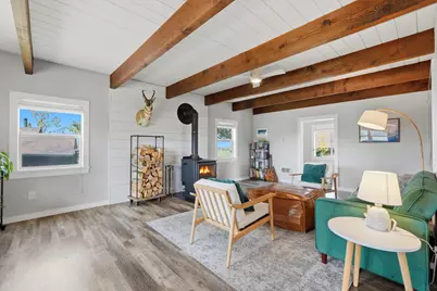 61280 Larsen Road, Bend, OR 97702 - Photo 5