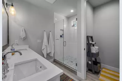84 NW Portland Avenue, Bend, OR 97703 - Photo 17